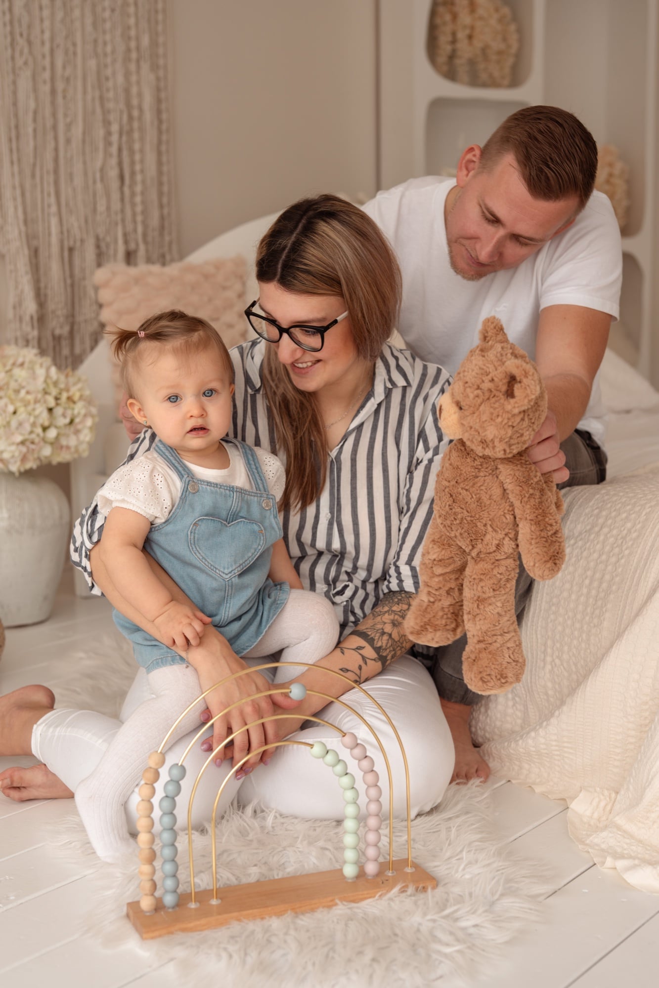 Hravost, 2025 - Rodina